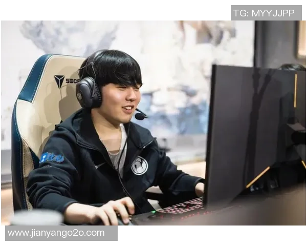 和平精英战局分析：深入探讨IG战队的战略压制与战术布局